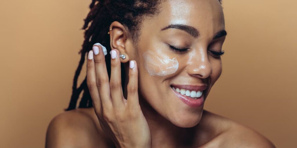 Buy the original 10 Tips to Choose The Right Sunscreen for Your Skin and Climate in Lagos Nigeria